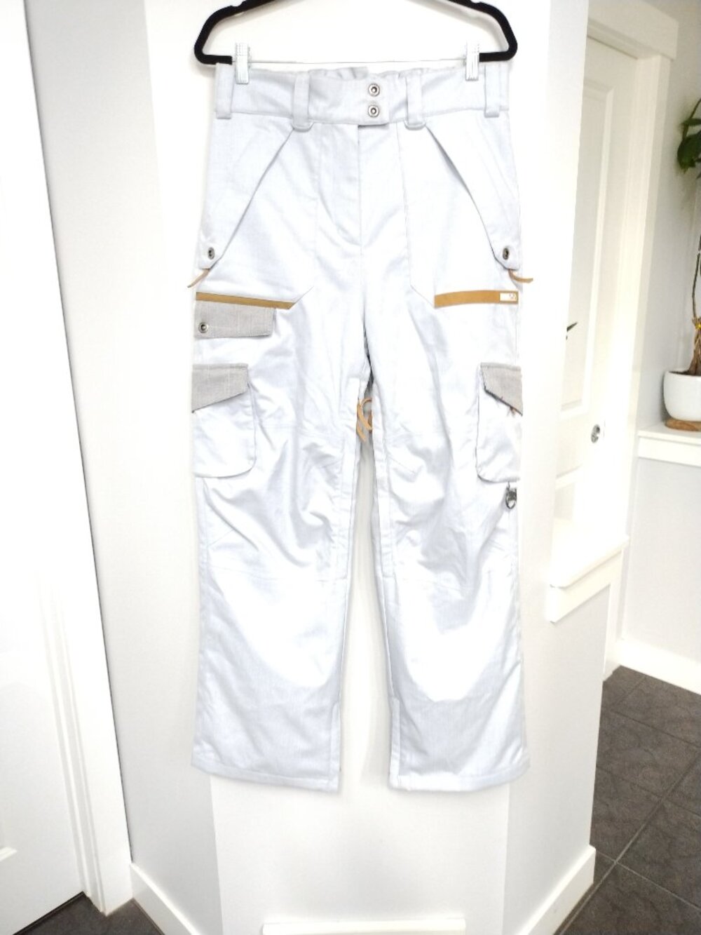 Fireflly very pale blue snowboard pants with adjustable waist